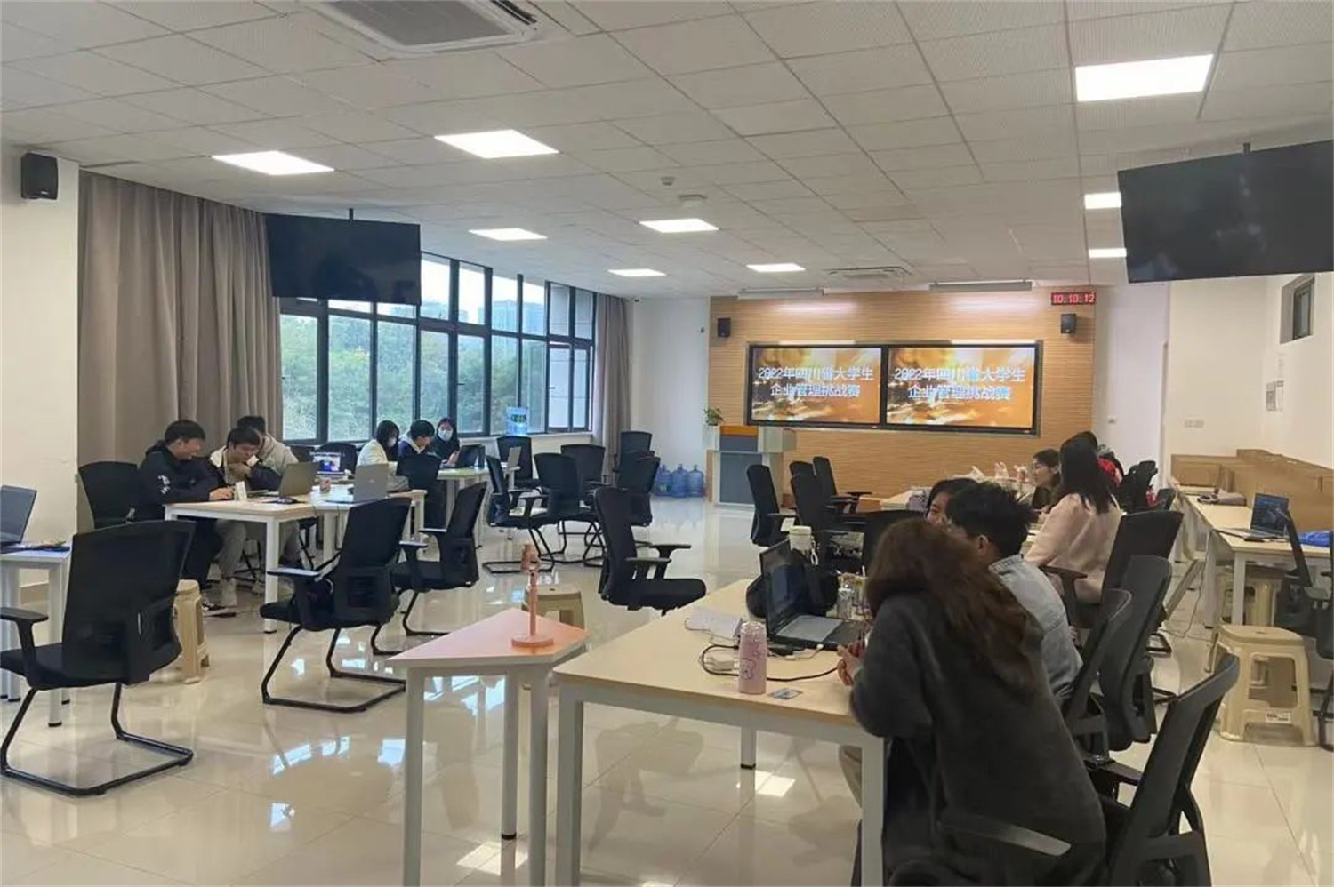 微信图片_20221129093236.jpg 微信图片_20221129093236.jpg