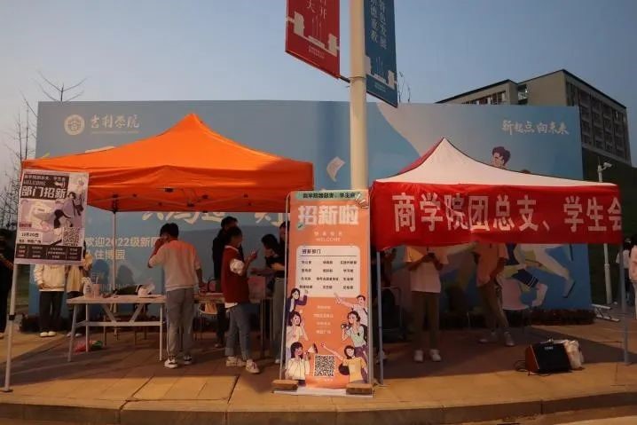 987.jpg